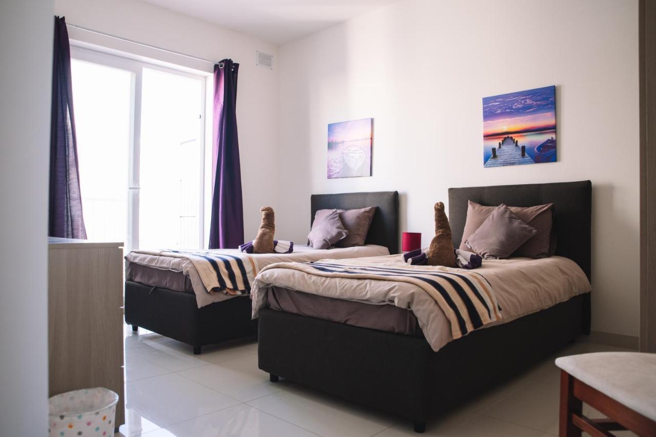 Modern 3 Bedroom With Ac Apartment *